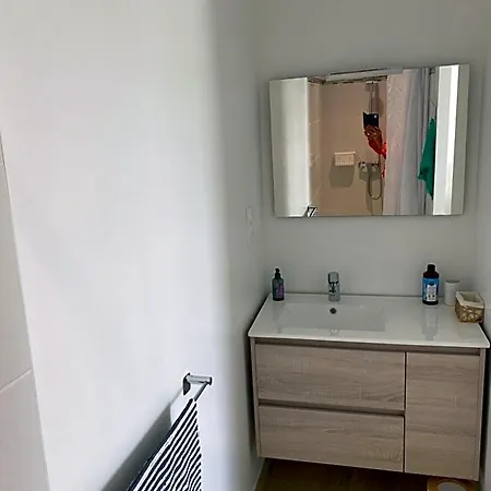 D'hotes Pres De La 3* 波尔尼谢