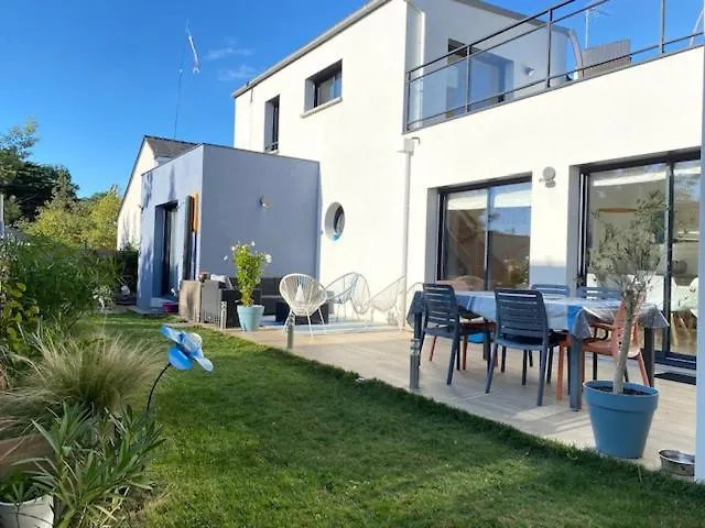 D'hotes Pres De La Bed & Breakfast 3*