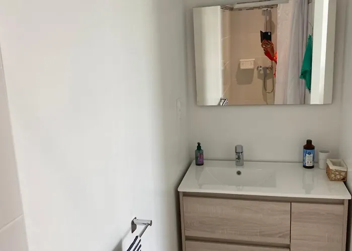 D'hotes Pres De La 3*