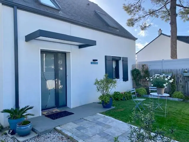 D'hotes Pres De La Bed & Breakfast